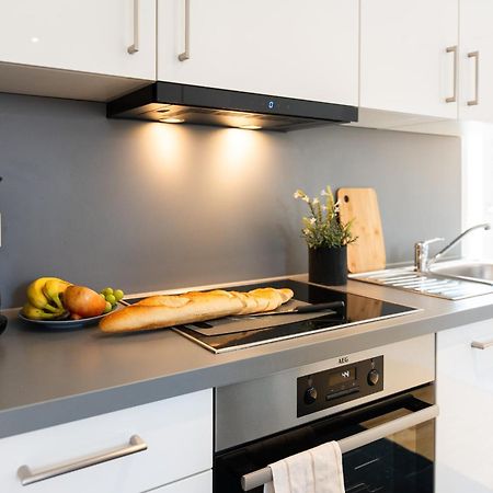 Altstadt Apartment 2 Zimmer Am Weibermarkt Ройтлинген Екстериор снимка