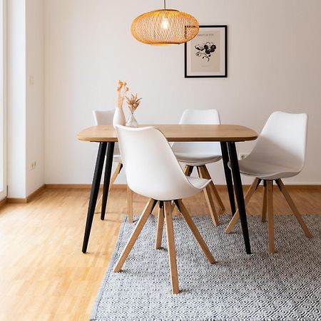 Altstadt Apartment 2 Zimmer Am Weibermarkt Ройтлинген Екстериор снимка