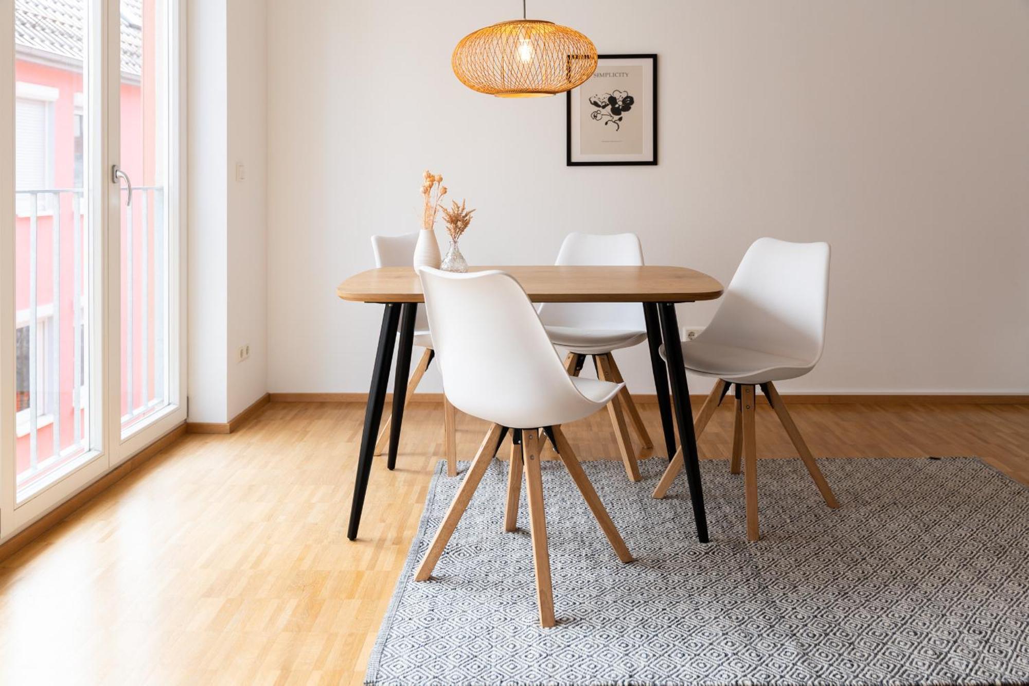 Altstadt Apartment 2 Zimmer Am Weibermarkt Ройтлинген Екстериор снимка
